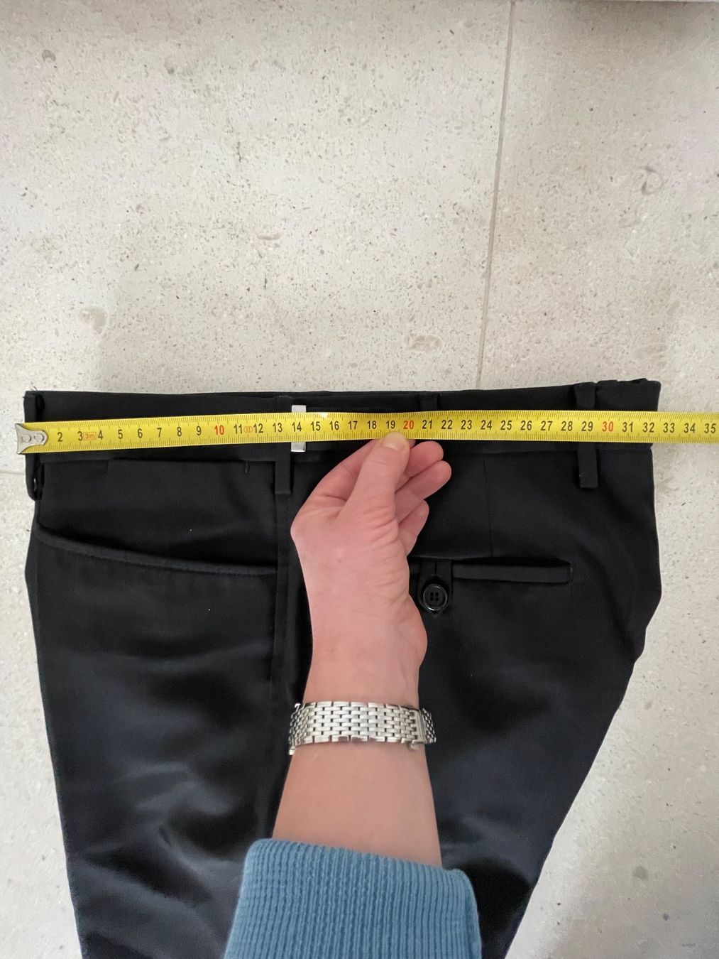 Prada Pantaloni: Prada Herrenhose schwarz XS – Usato da Zürich venduto da Elodie_s 1
