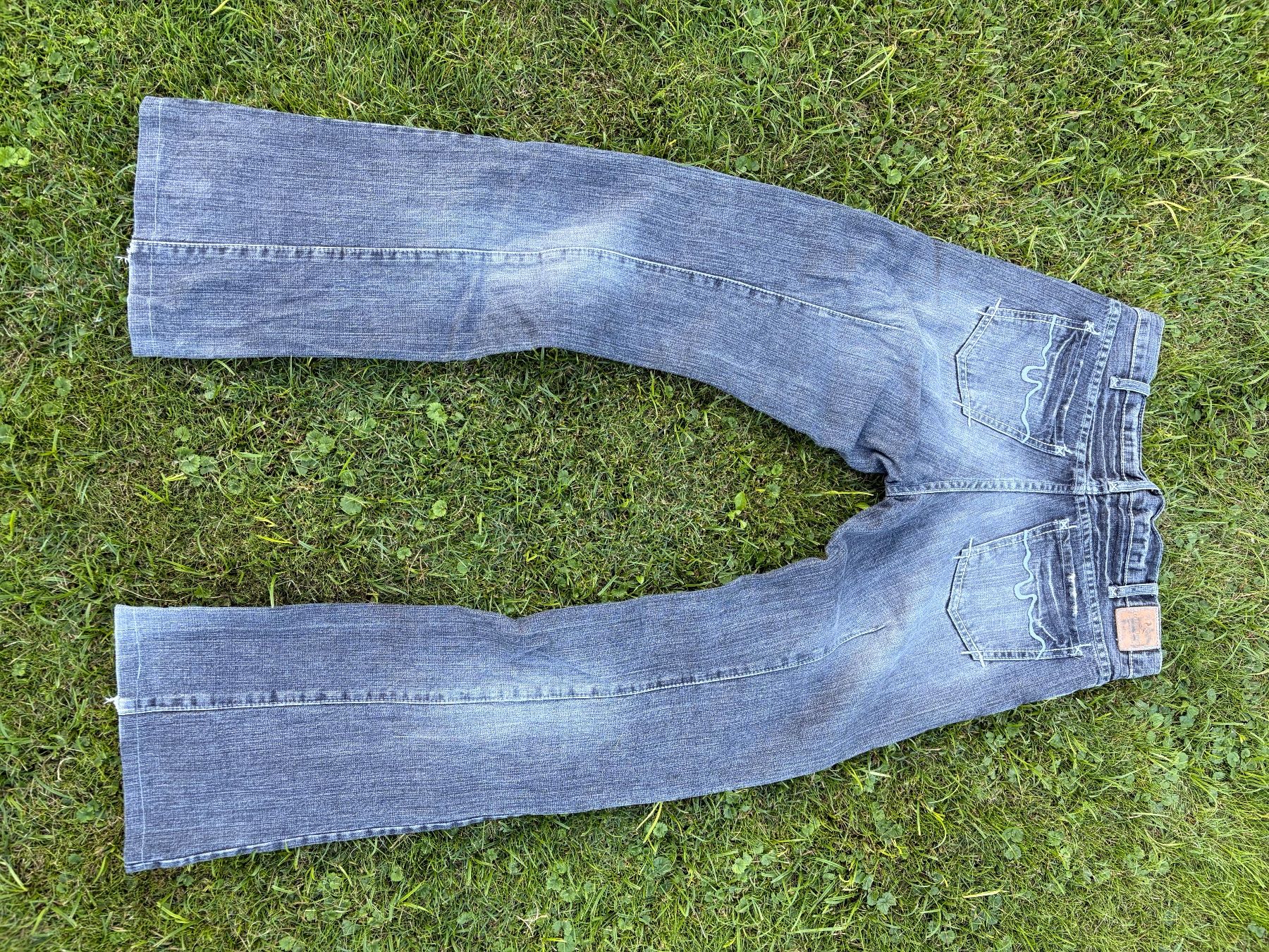 Jeans: London Bootcut denim – Usato da Gams venduto da lau_2xzh 1