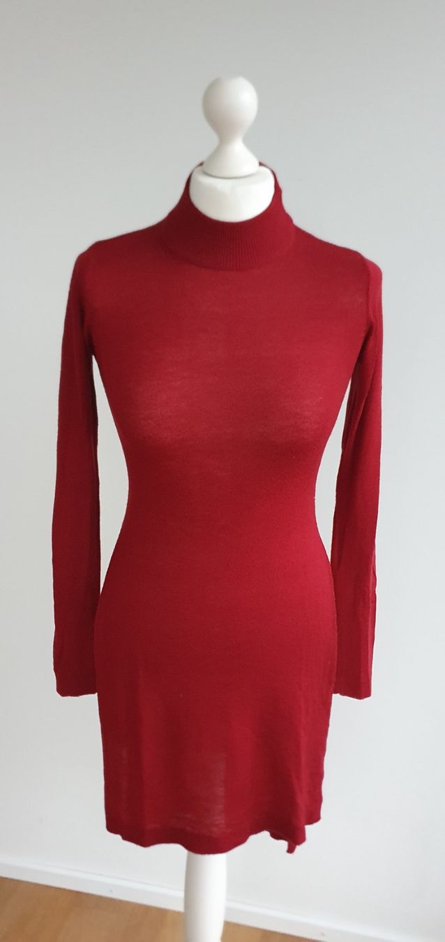 Maglioni & Felpe: Dünner Strickpullover mit Schlitzen seitlich Grösse 34 – Usato da Stansstad venduto da InStyle8