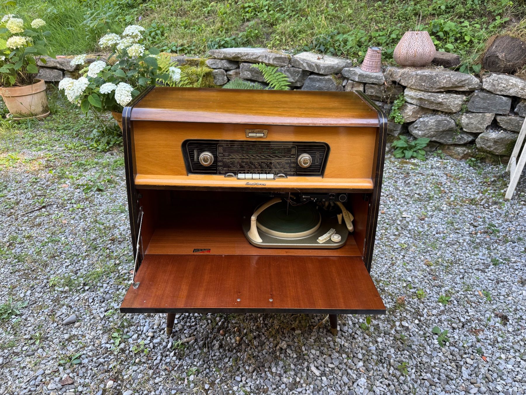 Schaub Lorenz Radios: Vintage Radio Schaub Lorenz – Gebraucht aus Lüterswil von Fleur3 1