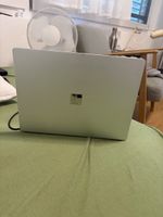 Microsoft Surface Laptop Go