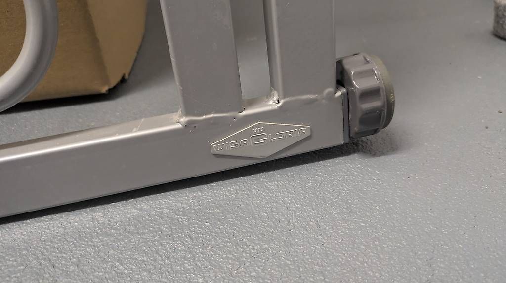 Sicherheit: Treppen Schutzgitter Kinder. Grau – Gebraucht aus Buchrain von theonlymrbeatle 1