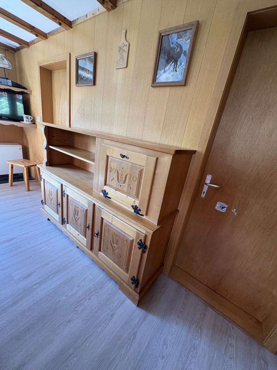 Buffets: Holzbuffet – D'occasion à Oberembrach par elf29 1