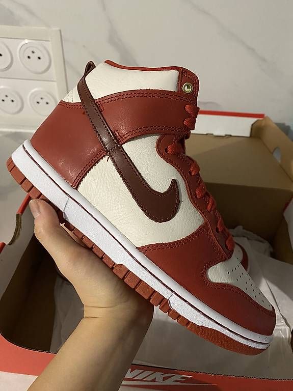 Scarpe da uomo: Nike Dunk High LXX Cinnabar 37,5 – Usato da Genève venduto da Juice_K 4