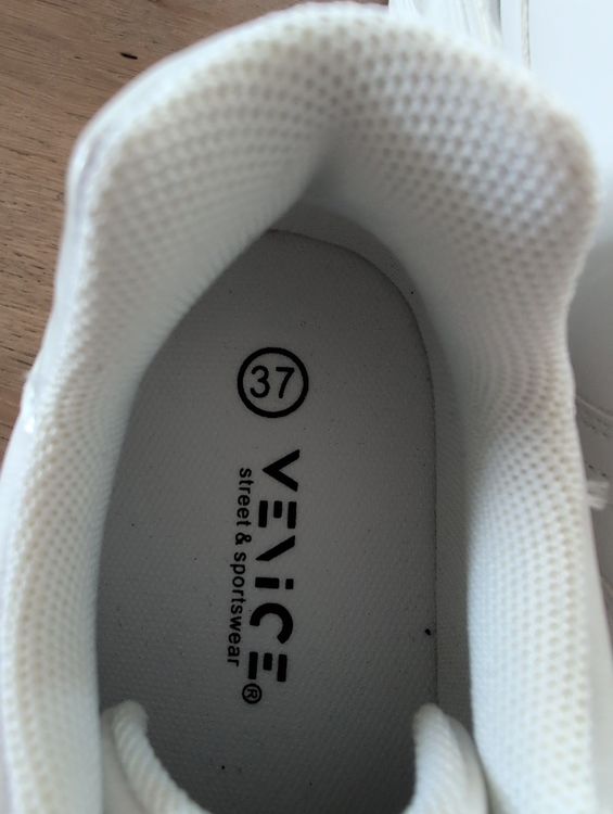Chaussures femmes: NEU VENICE Plateau Sneaker Gr. 37 Weiss – Neuf avec emballage d'origine à Uster par Mooreas 1