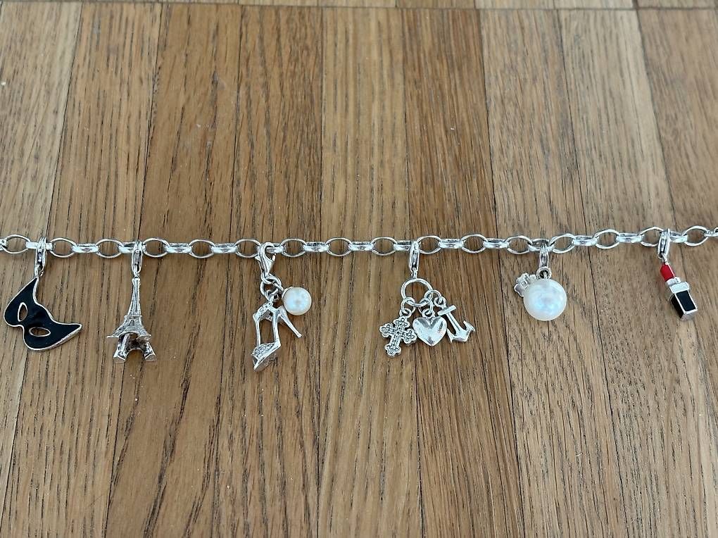 Thomas Sabo Bracciali & Braccialetti: Thomas Sabo Armband Silber mit 6 Charms – Usato da Zürich venduto da Tamara066 1