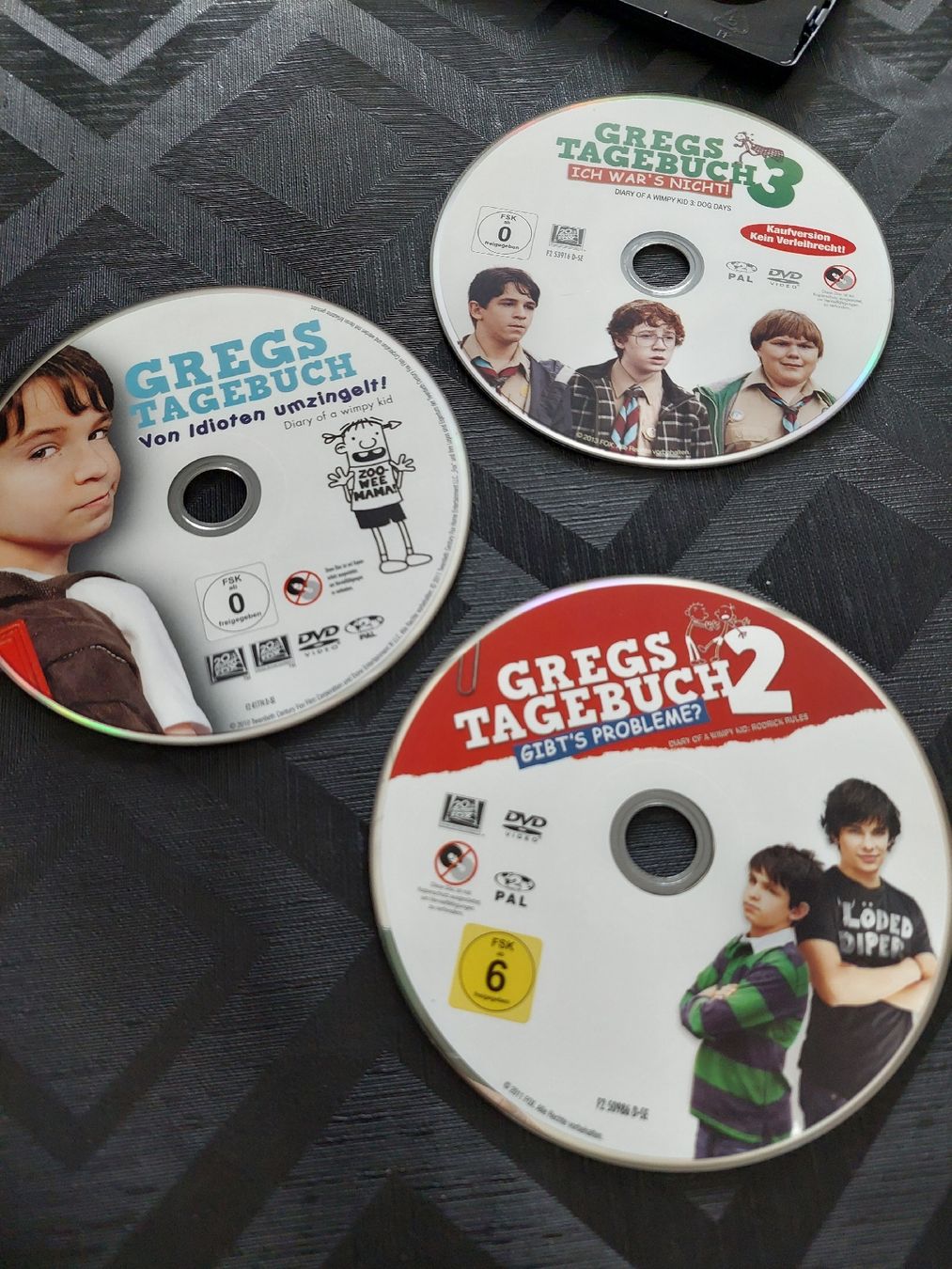 Tutti i DVDs: 4 DVDS  Gregs Tagebuch1-3 & Garfield 2 – Usato da Zetzwil venduto da lanst08 3