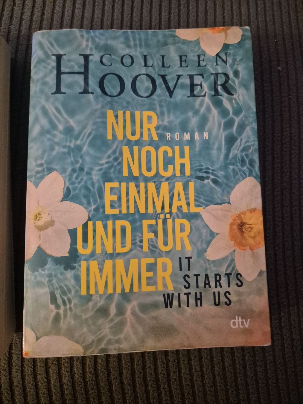 Bücher: Colleen Hoover Romane – Gebraucht aus Seedorf UR von Carmena3 2