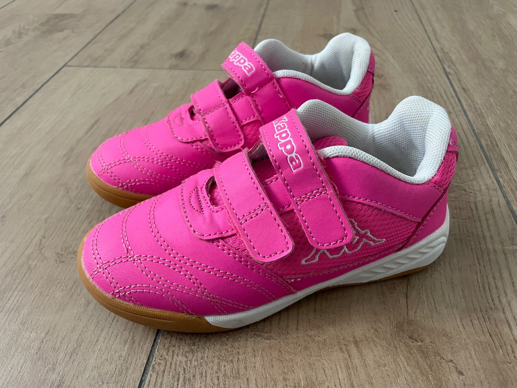 Kappa Scarpe per ragazze: Hallenschuhe von Kappa Gr. 29 – Usato da Waltenschwil venduto da hansnine