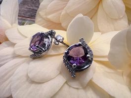 Ohrstecker edel Amethyst u. Zirkonia i. Silber wunderschön!