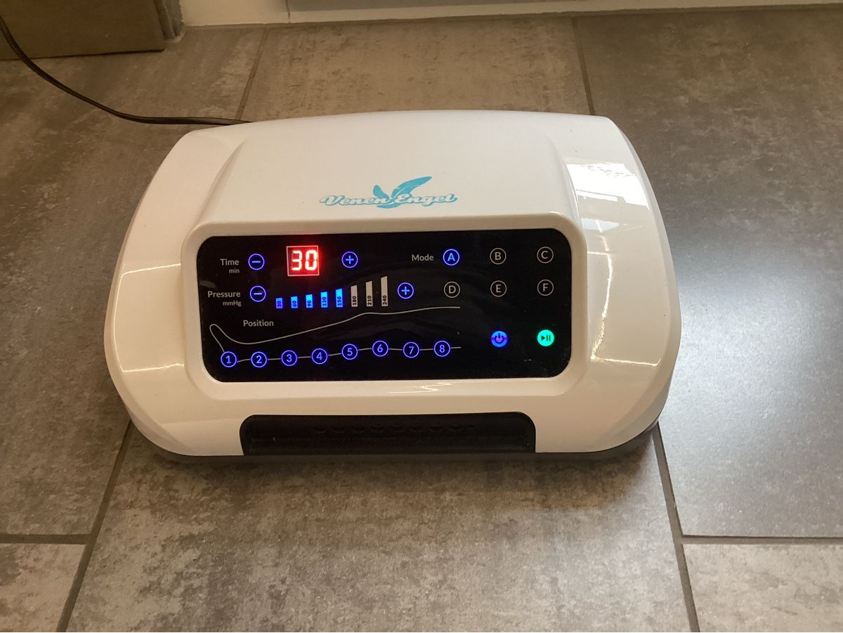 Dispositivi per massaggi: Venen Engel 8 Premium – Usato da Dürnten venduto da Lennon8