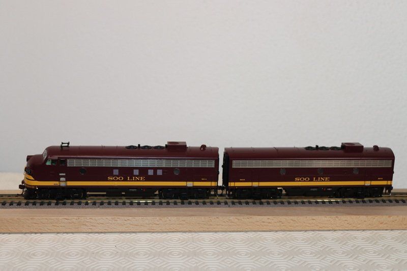 Modellini di ferrovie: 2 Genesis US Lok ( 450 ) – Usato da Kerzers venduto da Winu64 3