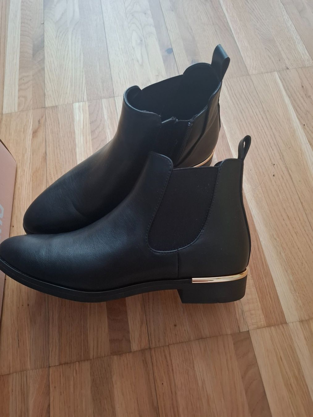 Scarpe da donna: Neu; Schwarze Stiefeletten , Grösse 38 – Nuovo e nell'imballaggio originale da Zürich venduto da zhch15