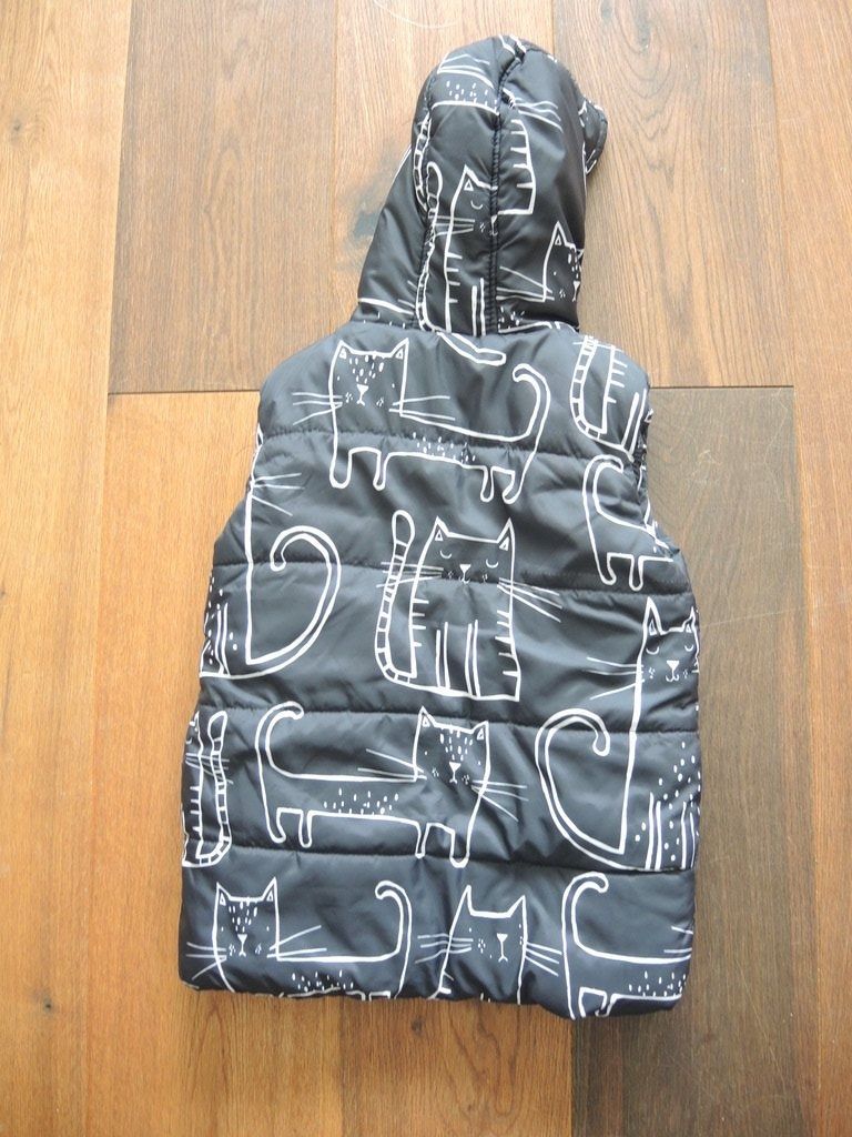 Altro abbigliamento per bambino: Kinder Gilet – Usato da Steffisburg venduto da AppOffDotCom 1
