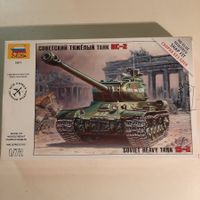 521 ... IS-2 Heavy Tank ... Zvezda 5011