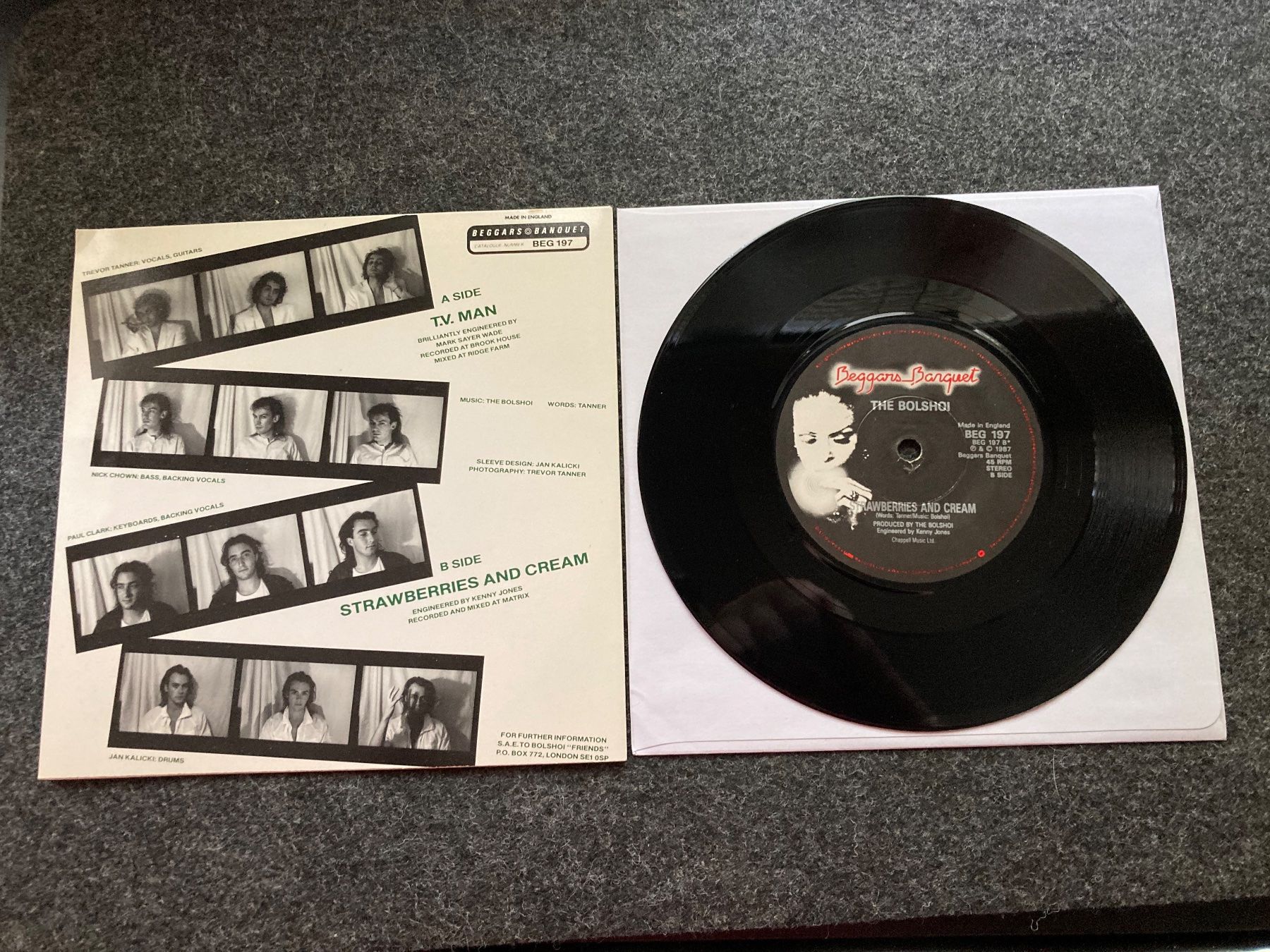 Schallplatten: The Bolshoi - T.V. Man – Gebraucht aus Fribourg von Karushi 1