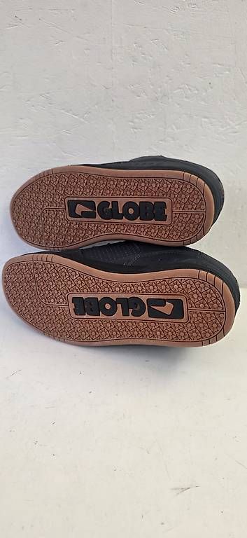 Globe Scarpe da uomo: Chaussures NEUVES Globe Fusion, taille 42 – Usato da Sugiez venduto da factorysportoutlet 1