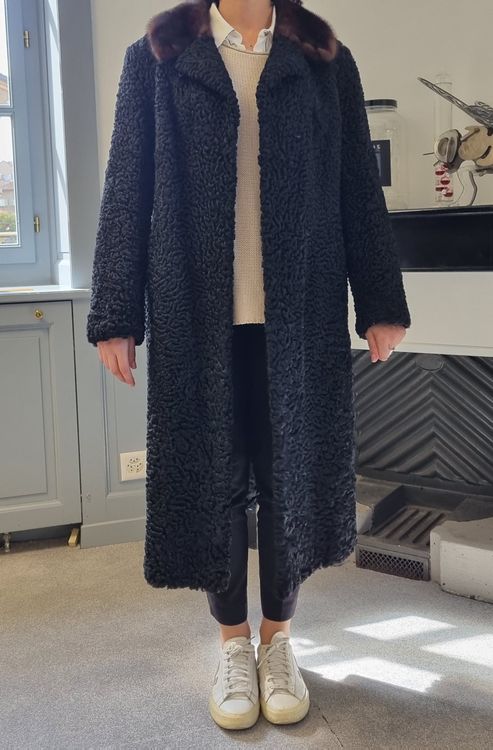 Cappotti: Manteau Fourrure Astrakan Vintage Pelz-Piro St. Jngbert – Usato da Genève venduto da pao_8srw 9