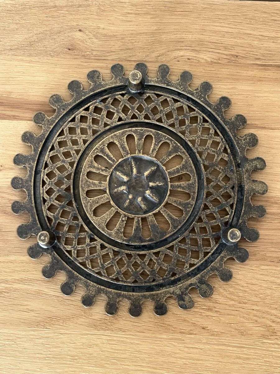 Sottobicchieri: Massiver Messing Untersetzer 19 cm Vintage – Usato da Wettingen venduto da Mmccl 2