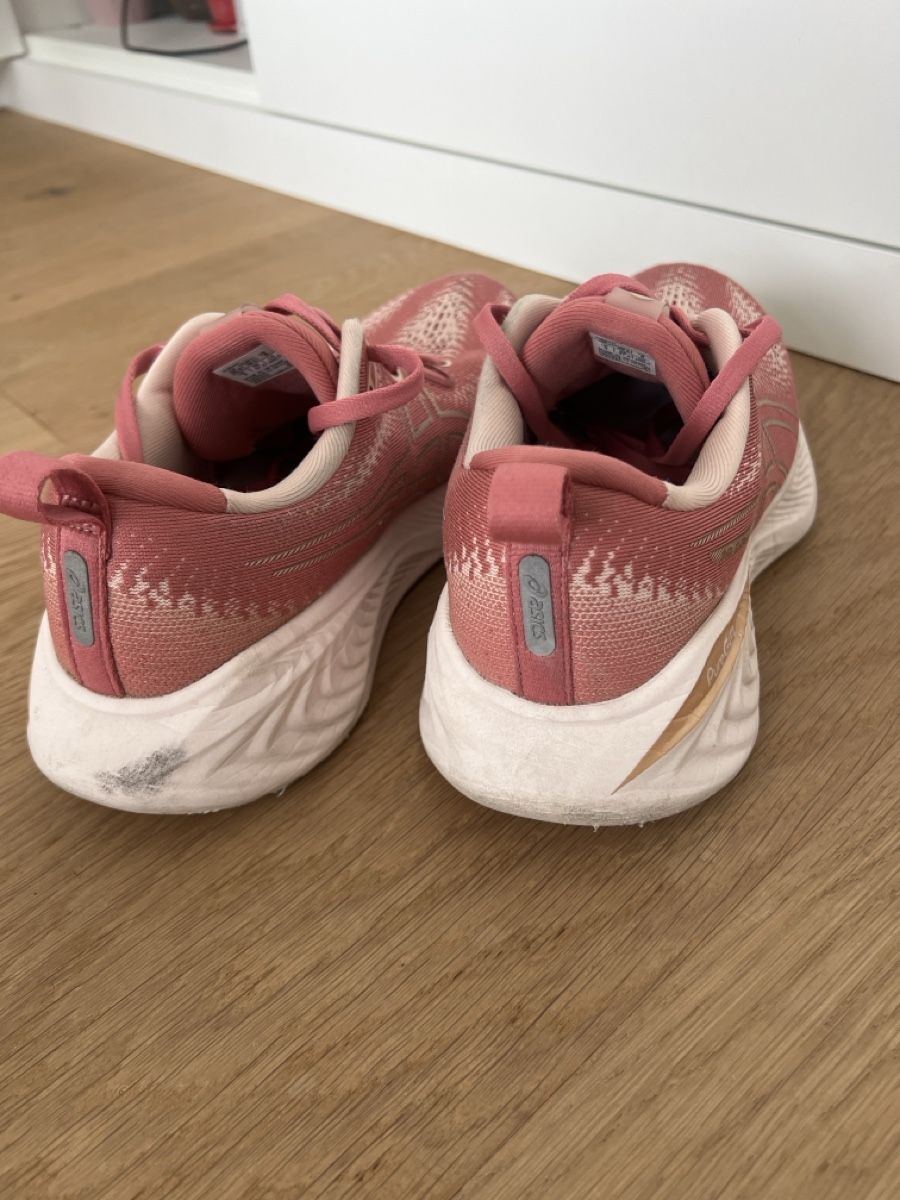 Asics Scarpe da donna: Ascis PureGel – Usato da Immensee venduto da LizzaSch03 2
