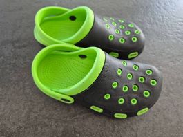 Clogs Grösse 33