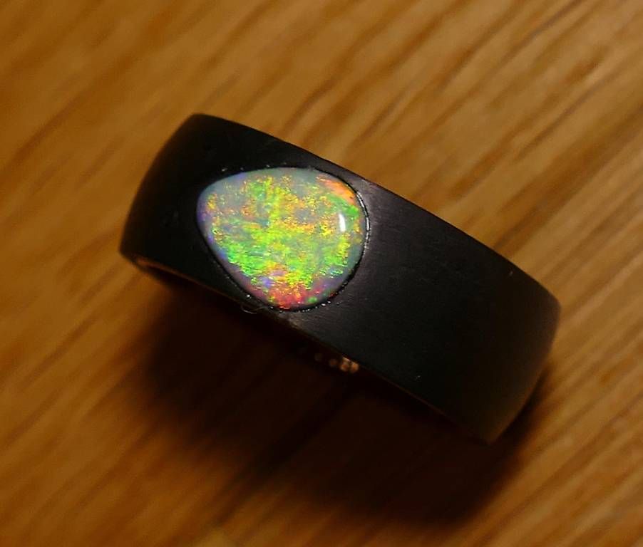 Anelli: Opal Ring Holz/Carbon, Gr.55 Lightning Ridge Australien – Nuovo (secondo la descrizione) da Wilen b. Wil venduto da Tschirio 2