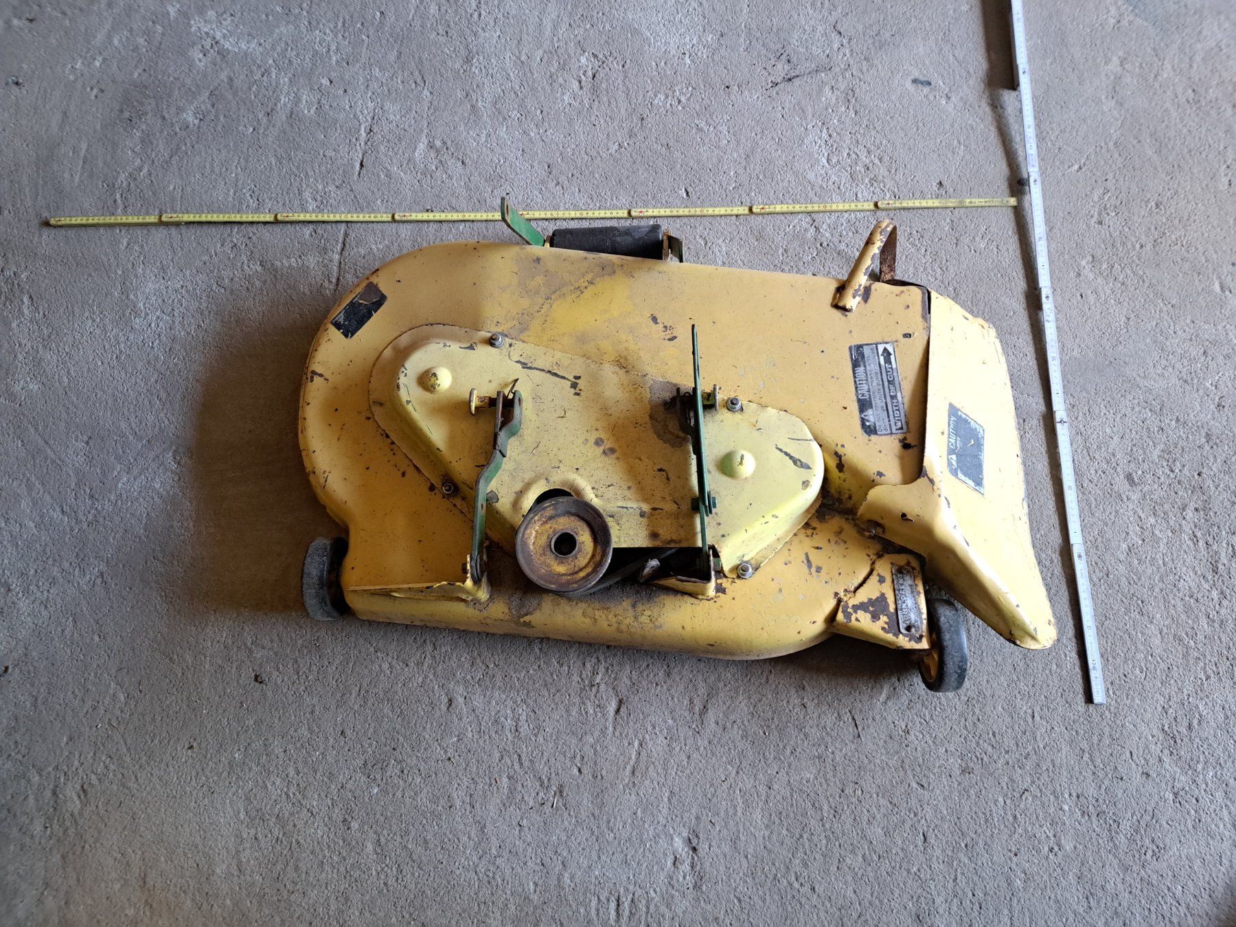 John Deere Tagliaerba: Mähwerk von John Deere 70 Gartentraktor – Usato da Hasliberg Hohfluh venduto da Ch-Blatter 1