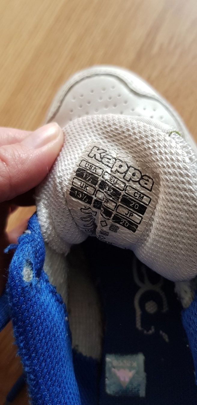 Kappa Scarpe per ragazzi: Hallenturnschuhe Kappa 32 – Usato da Maienfeld venduto da Faentli1 2