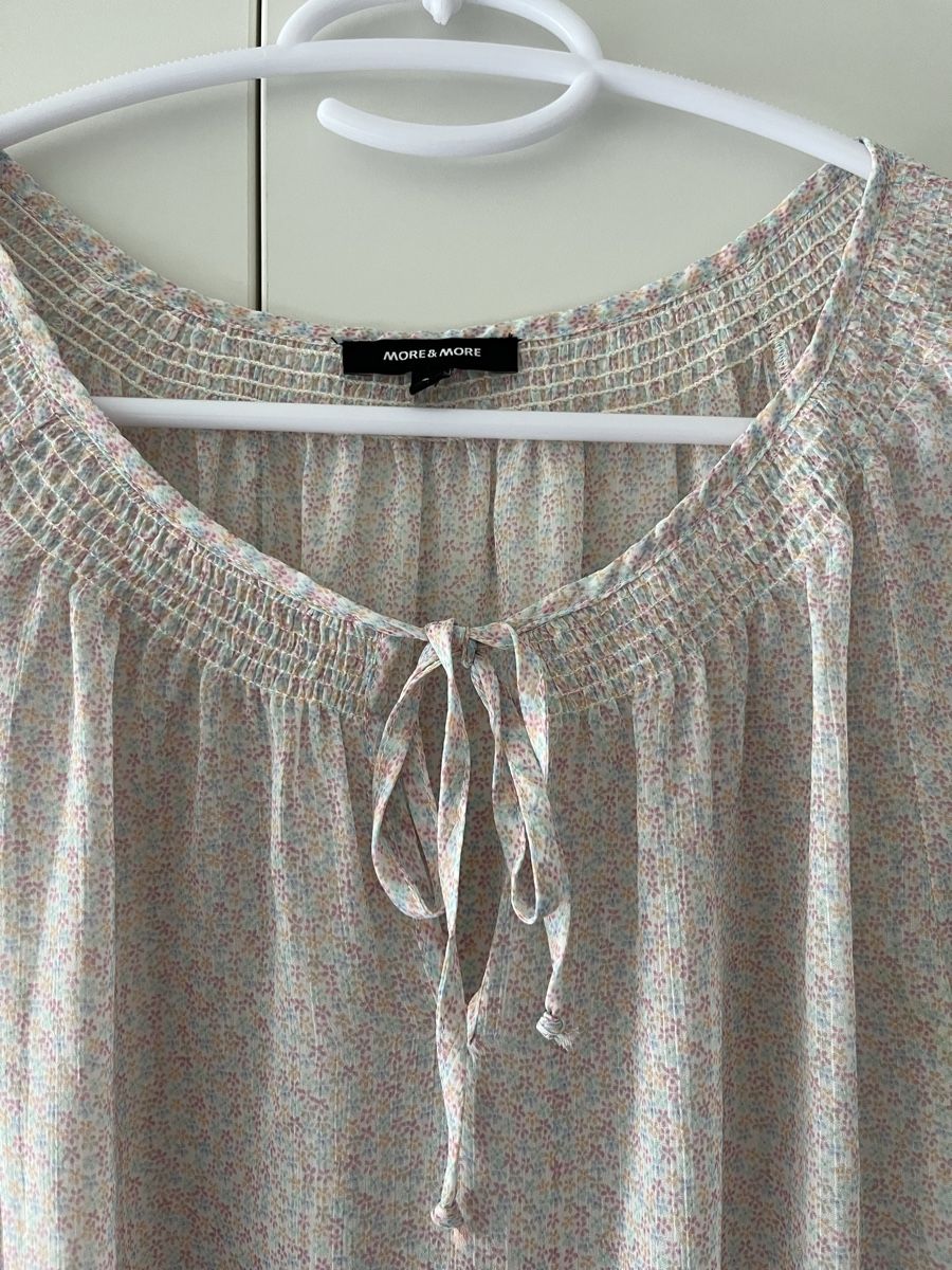 Blusen: MORE & MORE Bluse gemustert Grösse 38 neuwertig – Gebraucht aus Basel von Lila11 1