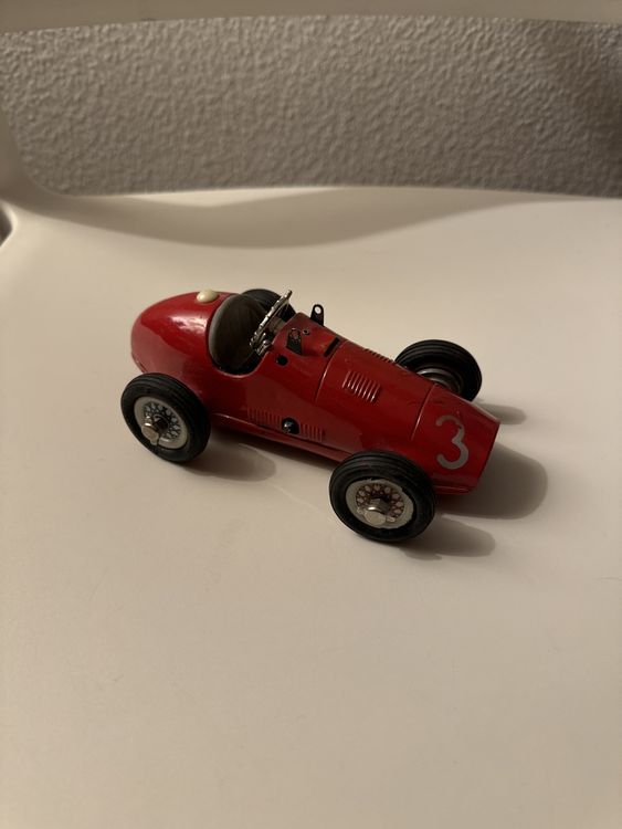 ANCIENNE VOITURE DE course en tôle à clé, Grand Prix Racer 1070, Schuco EUR 39,99 - FR