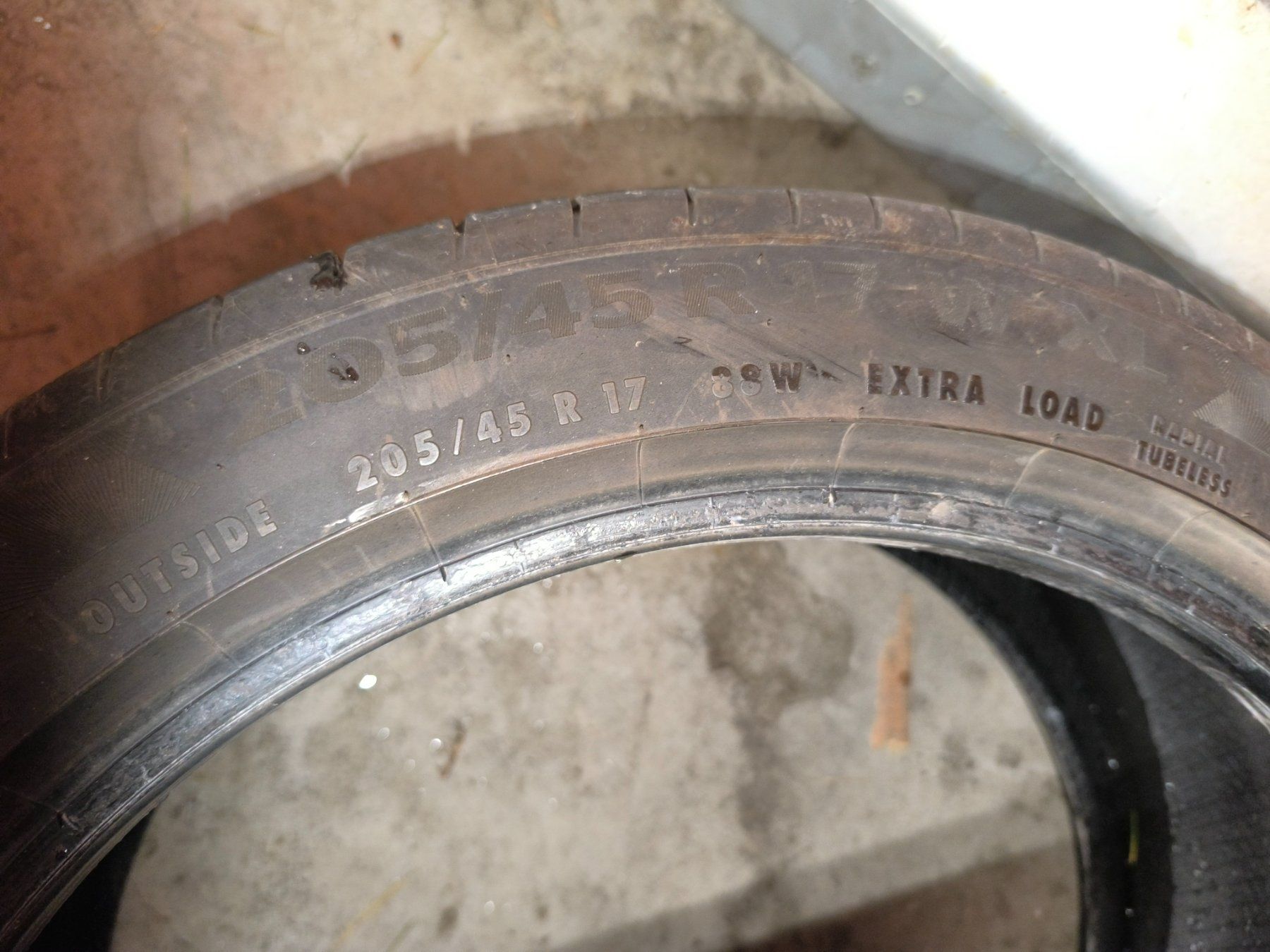 Continental Pneumatici & Ruote complete: 205/45R17 Continental – Usato da Jona venduto da Nabobtuning 4