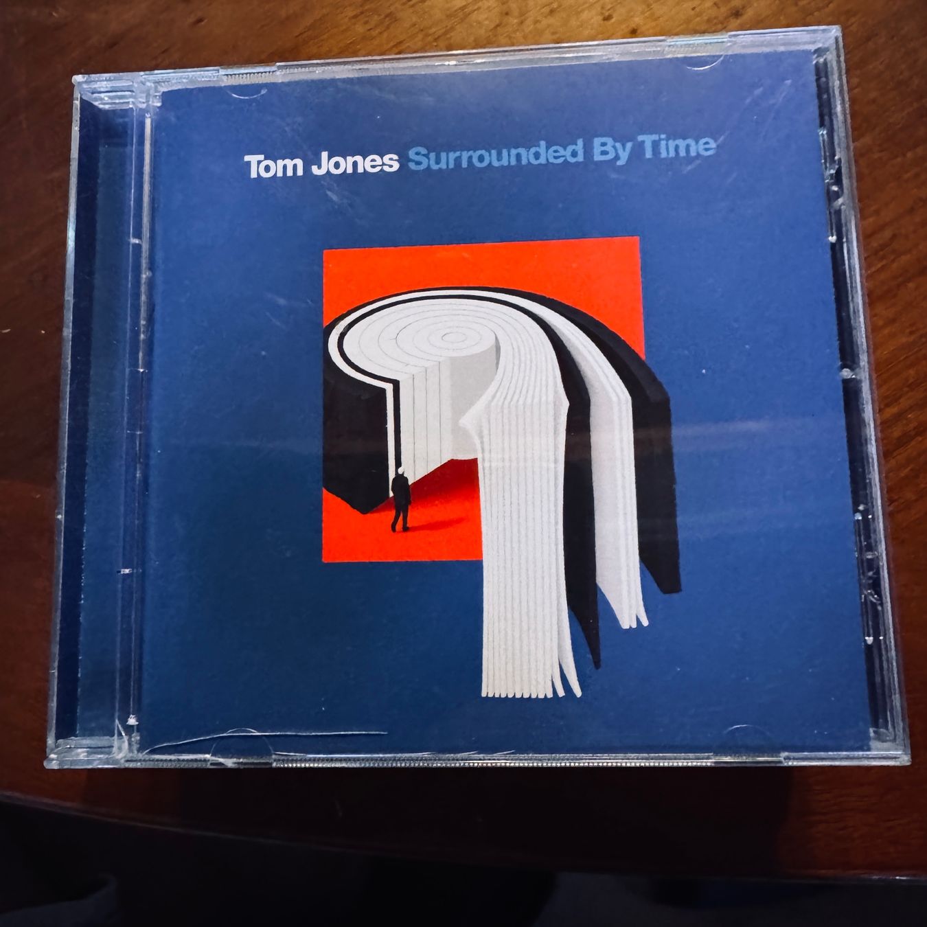 CDs: Tom Jones - Surrounded By Time CD – D'occasion à Merligen par barratt