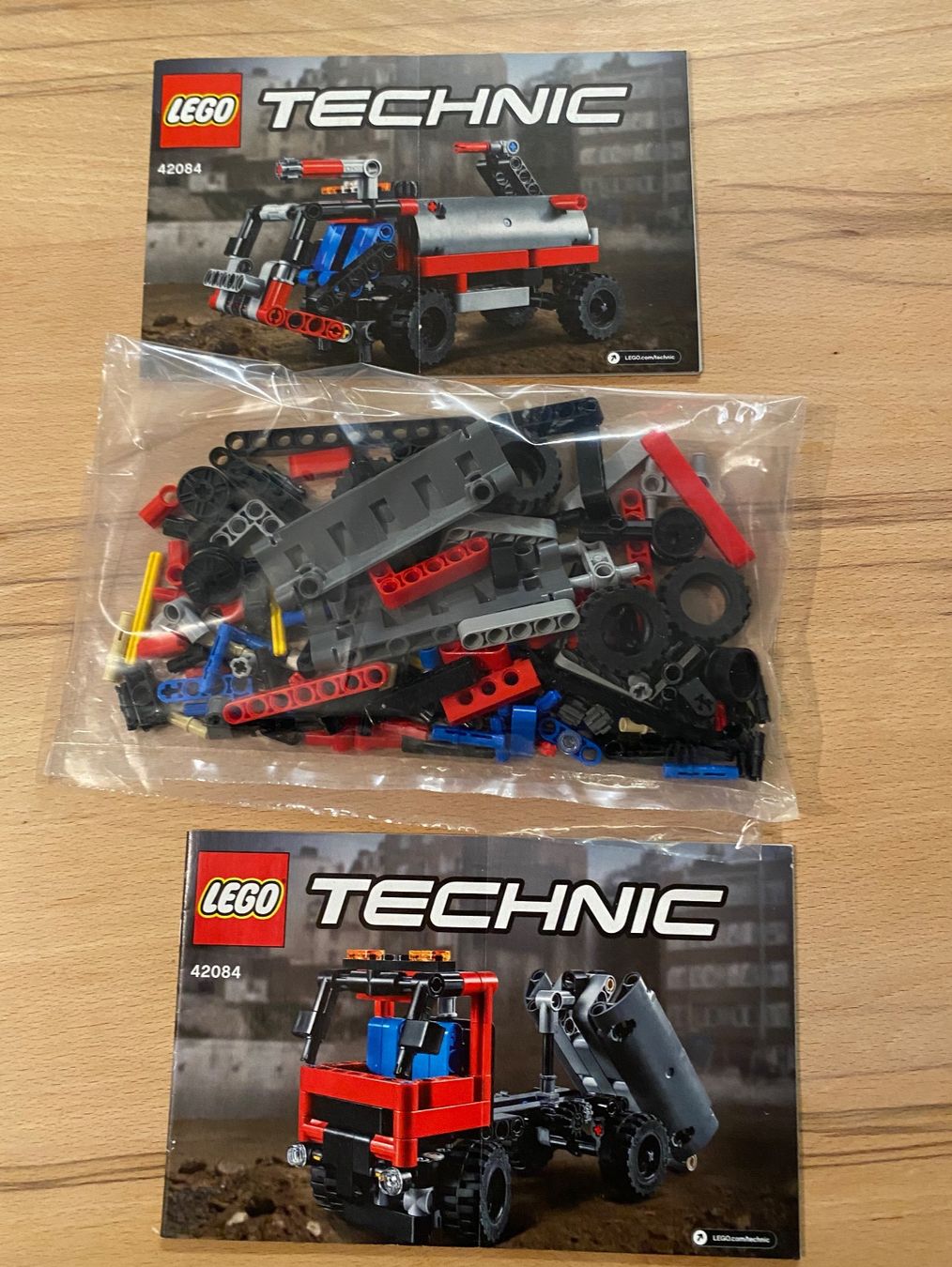 Technics Jeux de construction: Lego Technic 42084 Absetzkipper – D'occasion à Frauenfeld par 2Lions 2