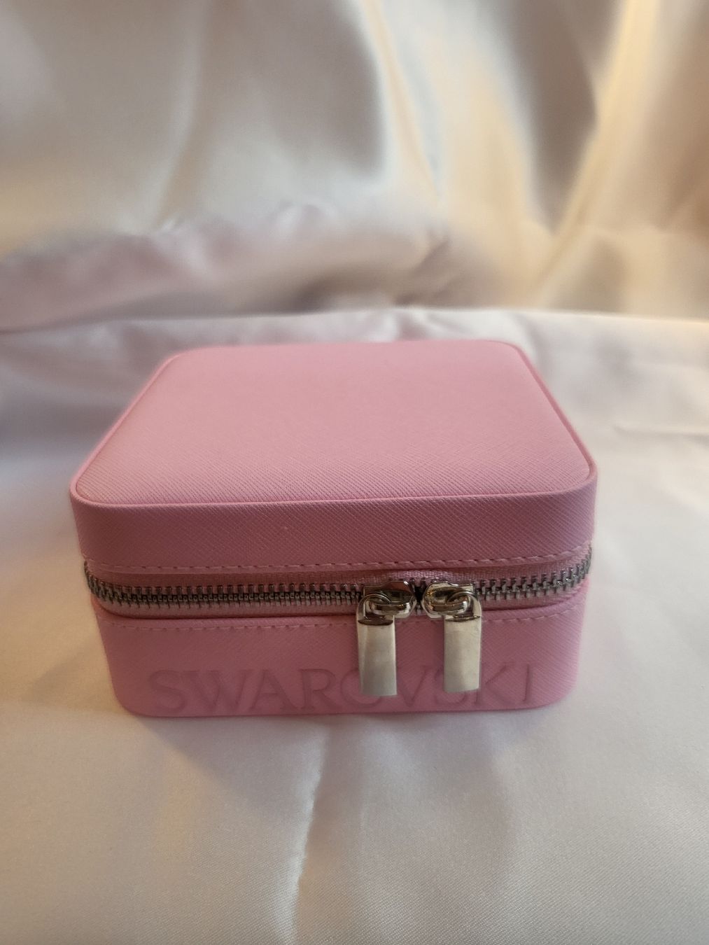 Swarovski Portagioie: NEUE Swarovski Travel Schmuck Box – Nuovo (secondo la descrizione) da Hellbühl venduto da d.d.d.125