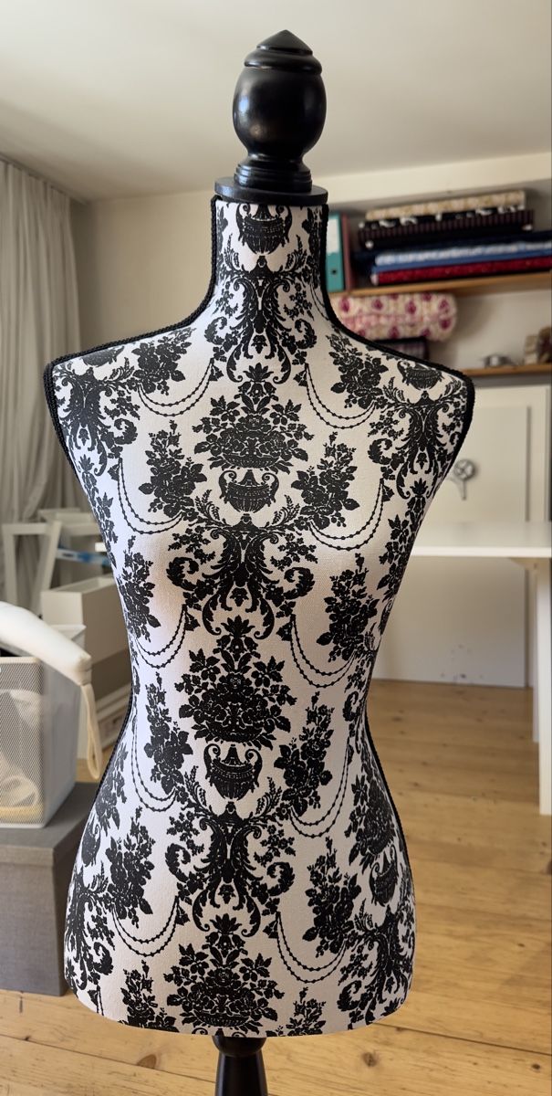 Sonstige Dekorationen & Accessoires: Deko Büste – Gebraucht aus Sissach von ani_h9y9 1