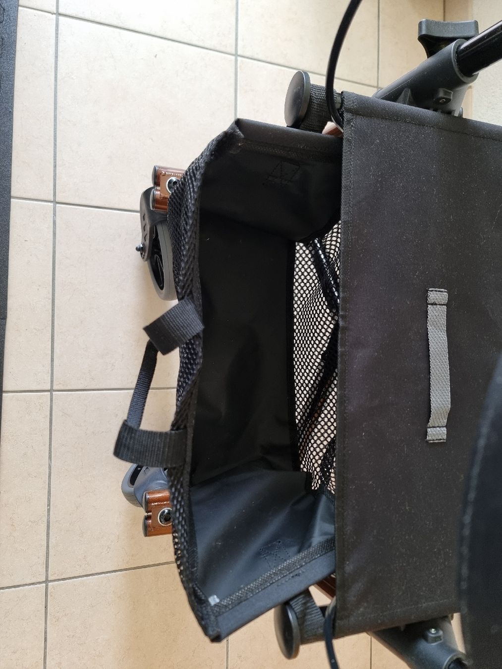 Ausili per la deambulazione: Deambulateur Leitz Taima – Nuovo (secondo la descrizione) da Bevaix venduto da Lemana 4