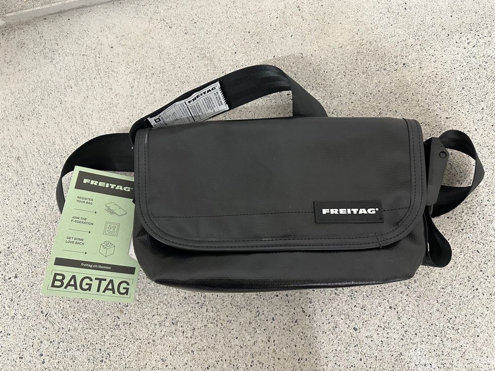 FREITAG F41 - Hawaii Five-0 - Off White and Pink – UNITOM