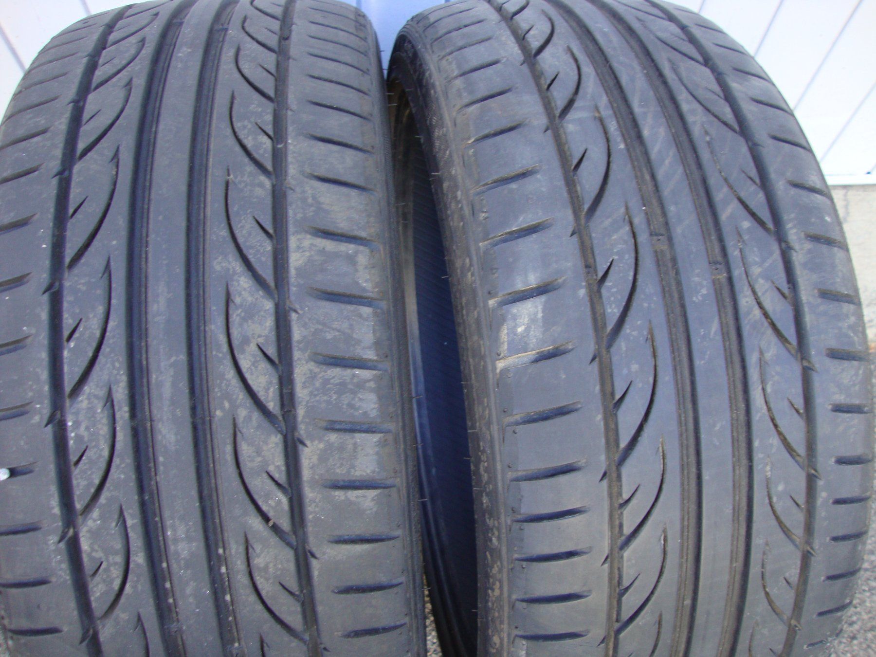 Hankook Pneumatici & Ruote complete: Sommerreifen  205/40/17 – Usato da Thun venduto da Velo-7