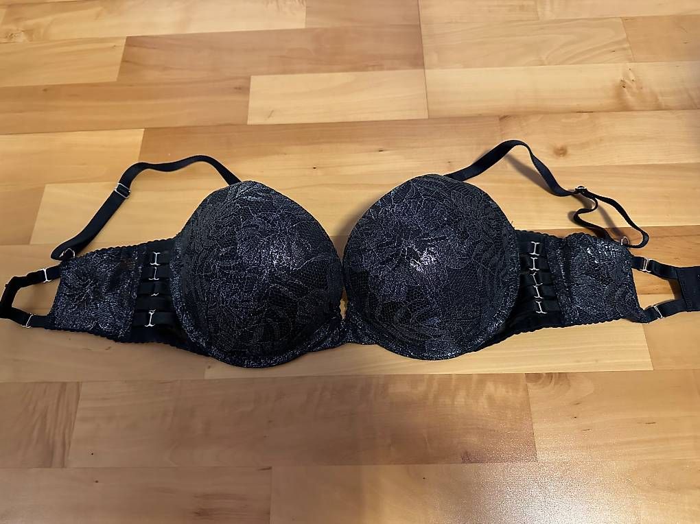 Victoria's Secret Altra biancheria intima: Victorias Secret BH schwarz/silber – Nuovo (secondo la descrizione) da Niederhasli venduto da R__A