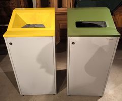 2 Recycling Abfallbehälter Metall mit 1 Tür für 110 Liter