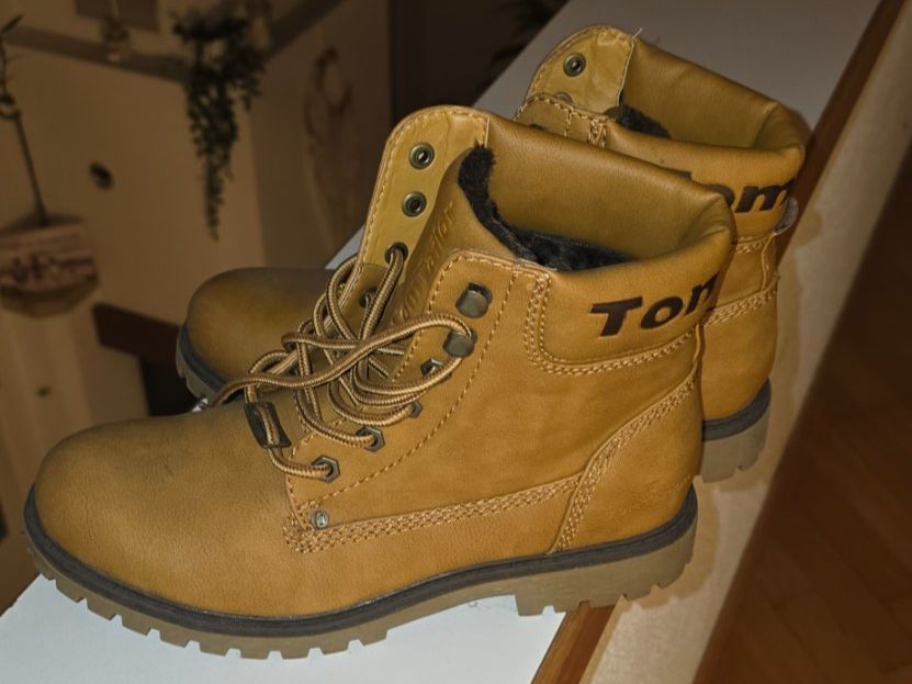 Tom Tailor Scarpe da donna: TOM Tailer Winterstiefel Damen – Usato da dietikon venduto da kar_l26c