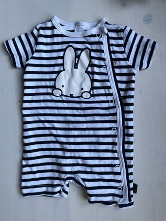 Baby Pijama/Einteiler Gr. 62