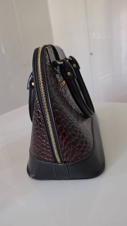 Borse da donna: Exklusive Handtasche von St.James – Usato da Wängi venduto da bm8677 4