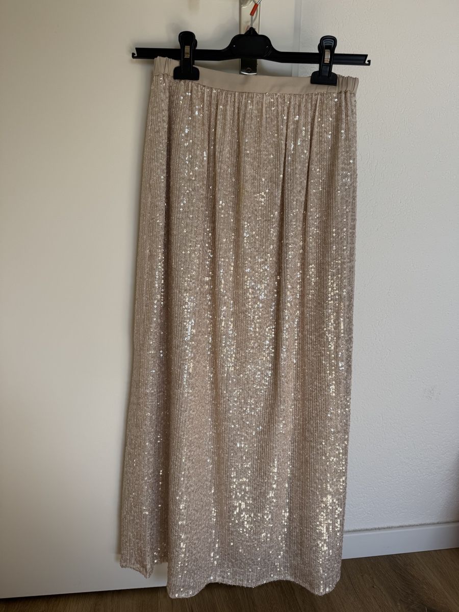 Piqyourdress Gonne: PIQ Paillettenrock, Grösse M – Usato da Humlikon venduto da Marsupilami8