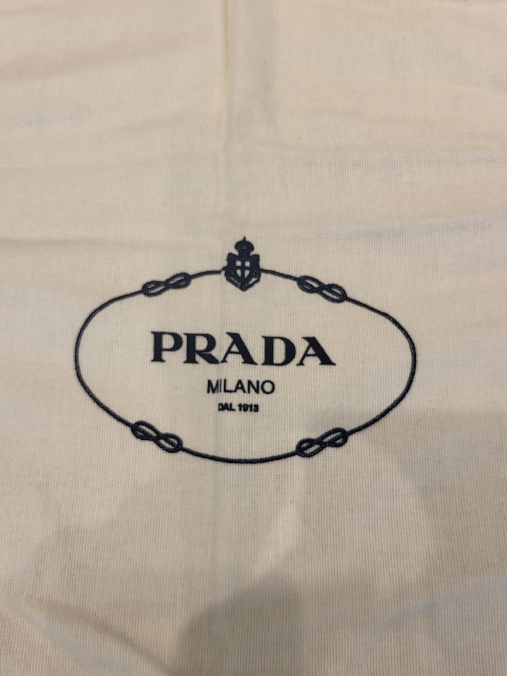 Taschen: Eleganter Staubbeutel von Prada Beutel – Gebraucht aus Unterägeri von Altgoldschmuck 2