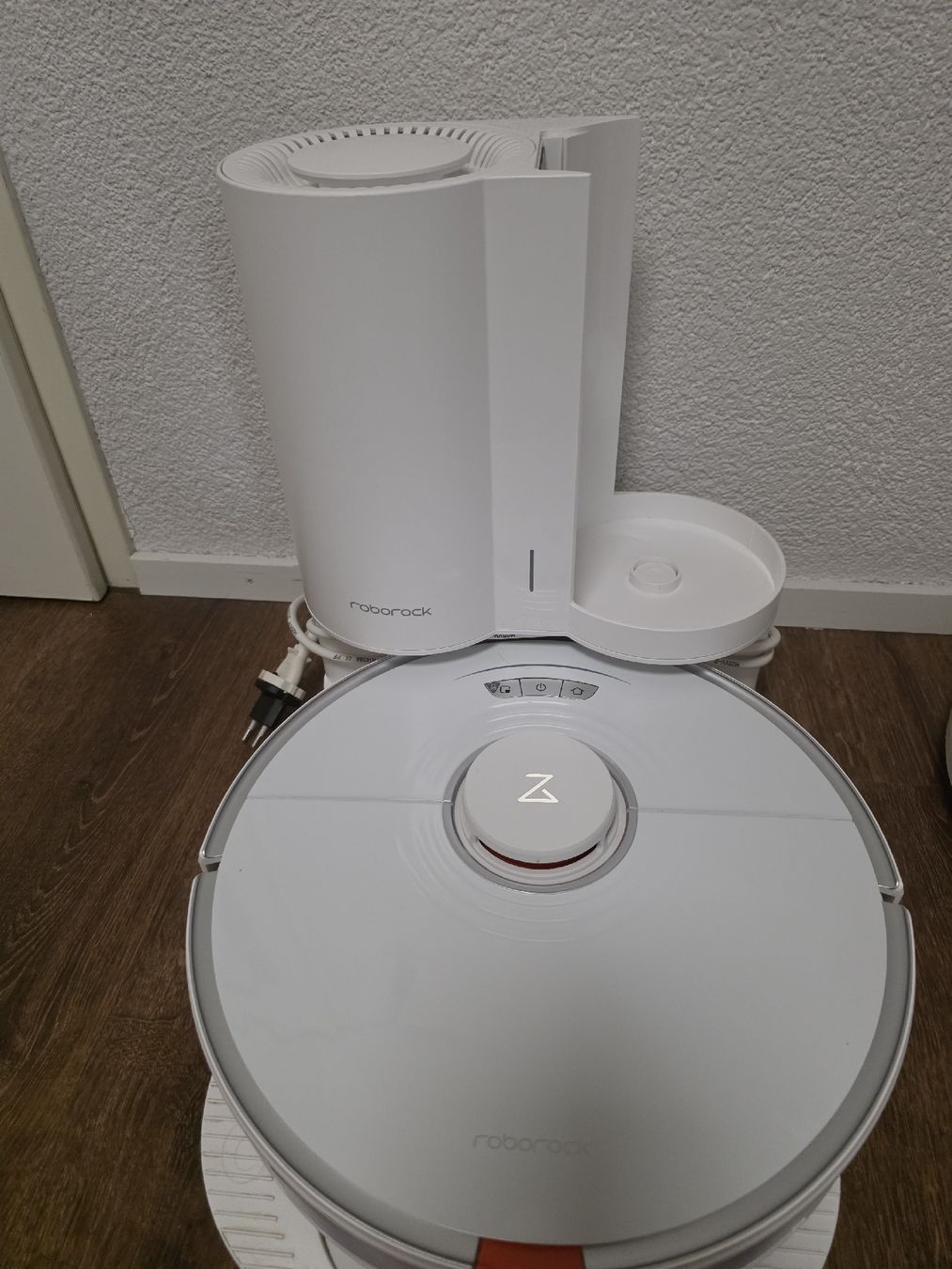 Roborock Aspirateurs & Accessoires: Roborock S7 Saug- und Wischroboter mit Absaugstation – D'occasion à Regensdorf par sss_8pg9 3