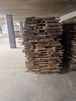 Nussbaum Klotzbretter ca. 1 m³ 50 mm 6 Jahre luftgetrocknet