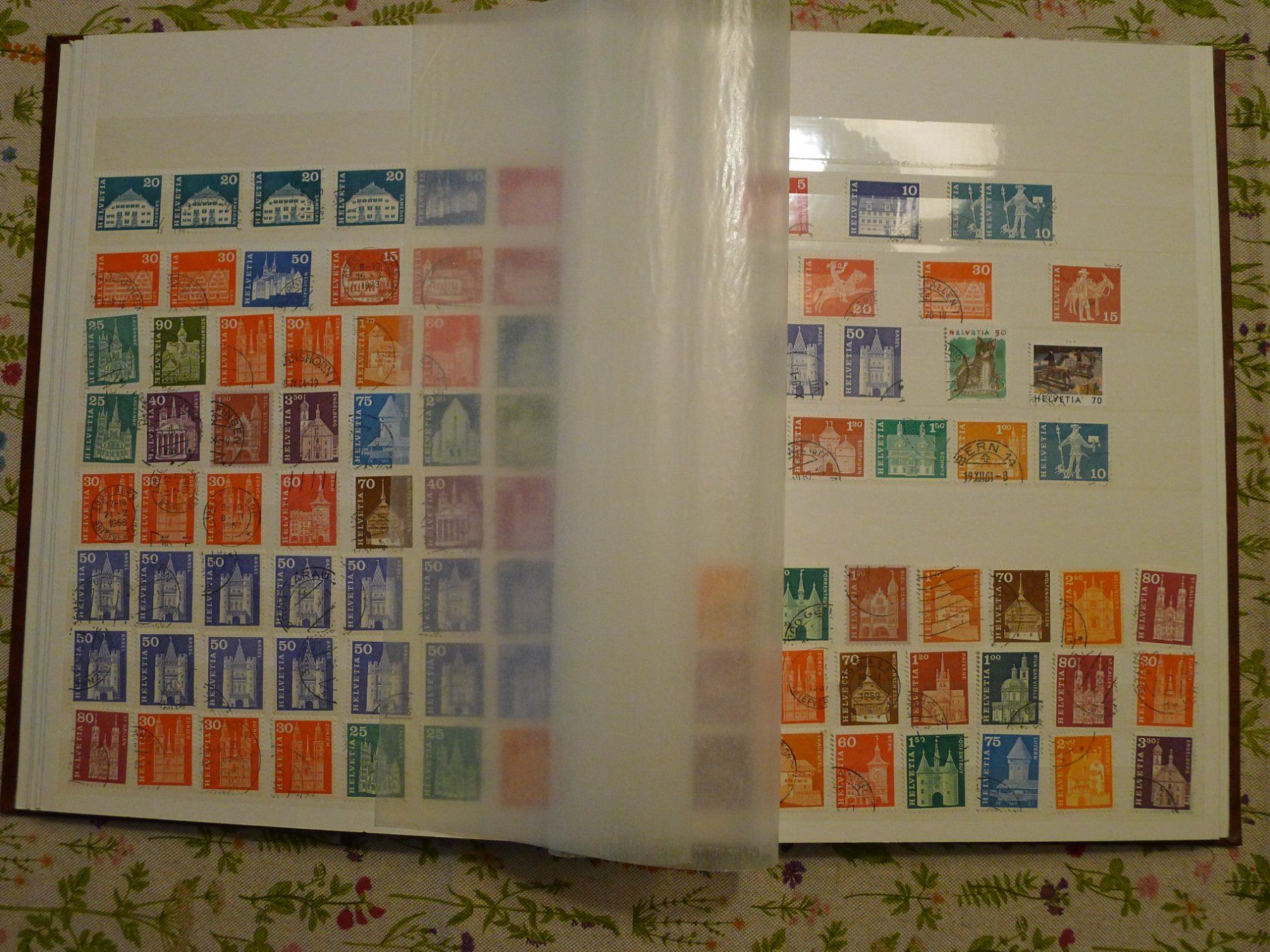 Tous les timbres: Briefmarkenalbum vorwiegend CH – D'occasion à Dagmersellen par Zwitschzwitsch 7