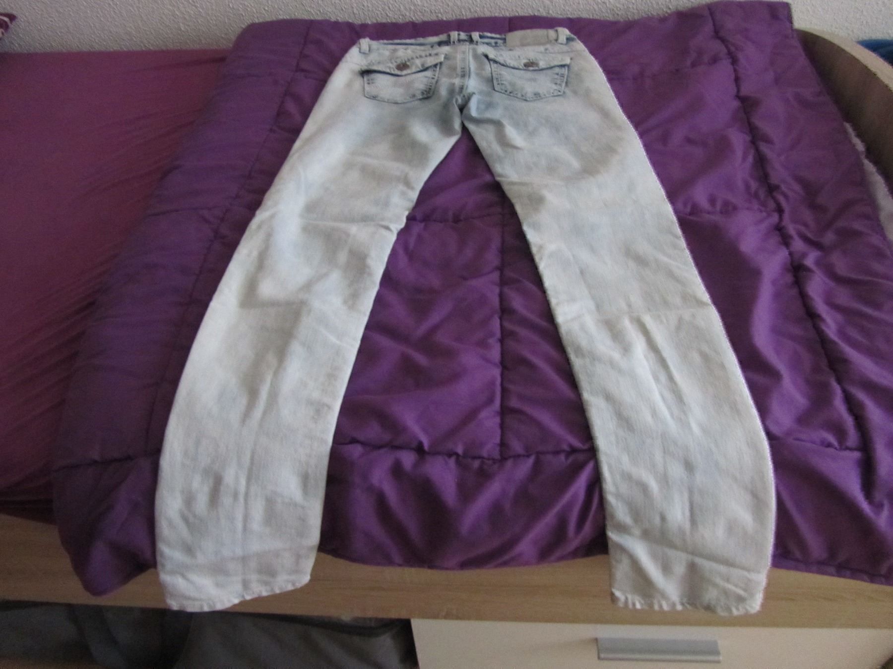 Jeans: Jeans 27 – Usato da Würenlingen venduto da kuh33 1