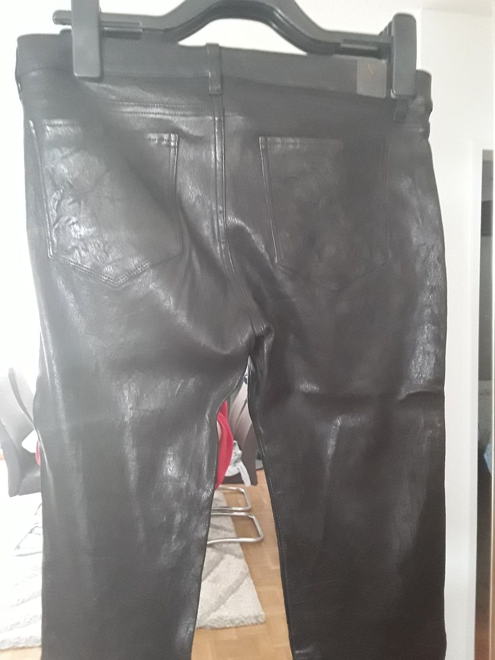Guess Pantaloni: Guess leder hose – Usato da Brugg AG venduto da Ljubinka0410 1